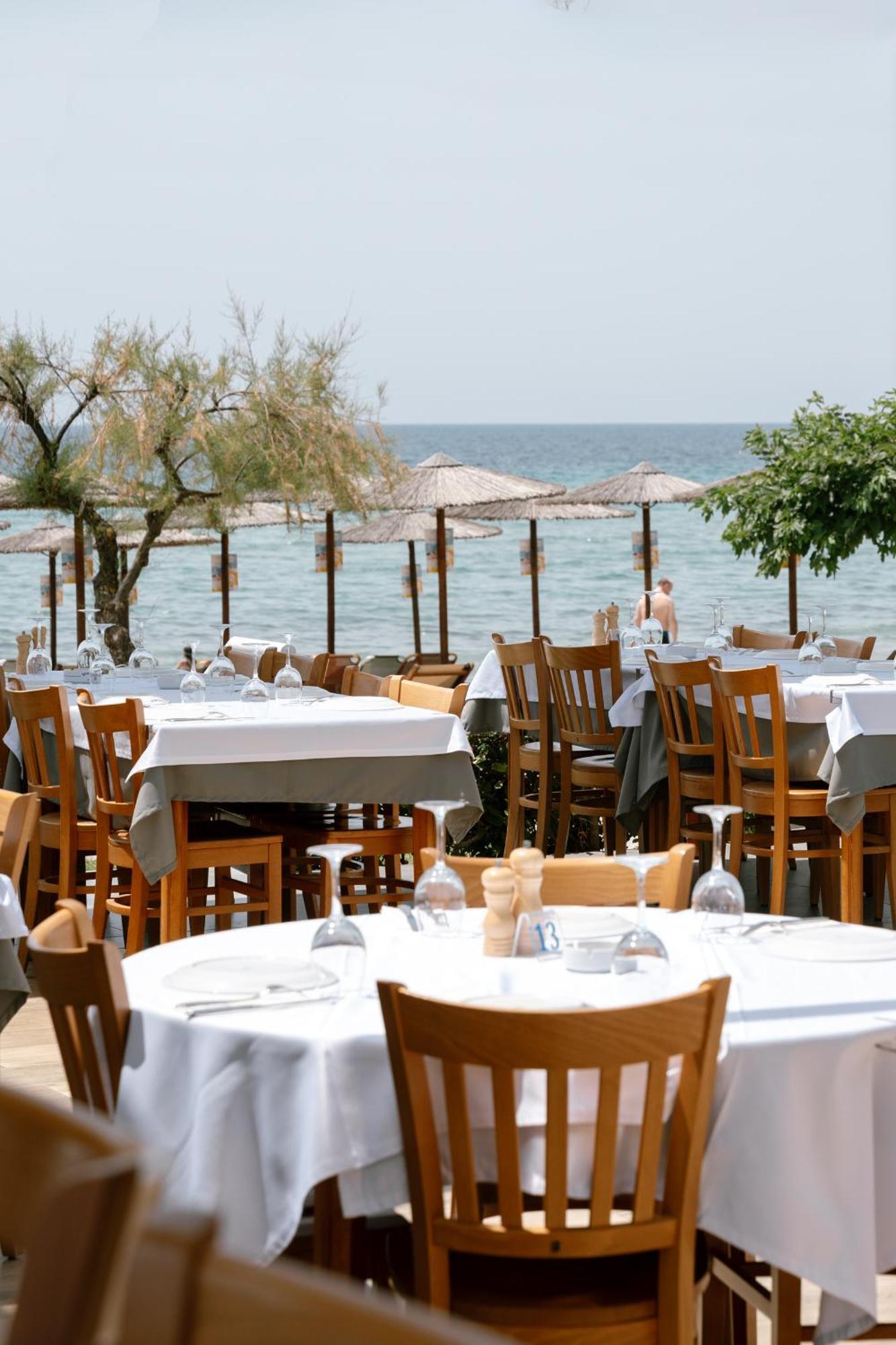 Georgalas Rest Apartments Nea Kallikrateia Esterno foto