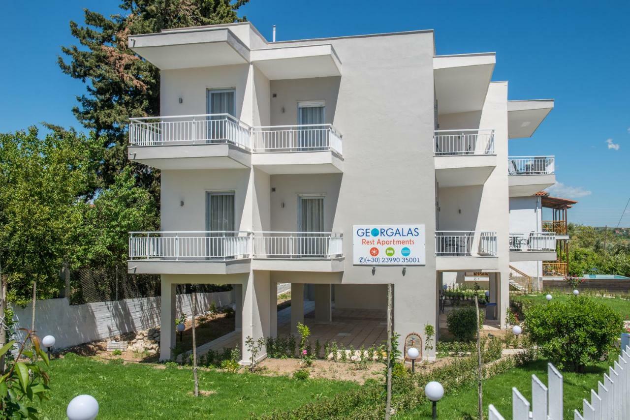 Georgalas Rest Apartments Nea Kallikrateia Esterno foto