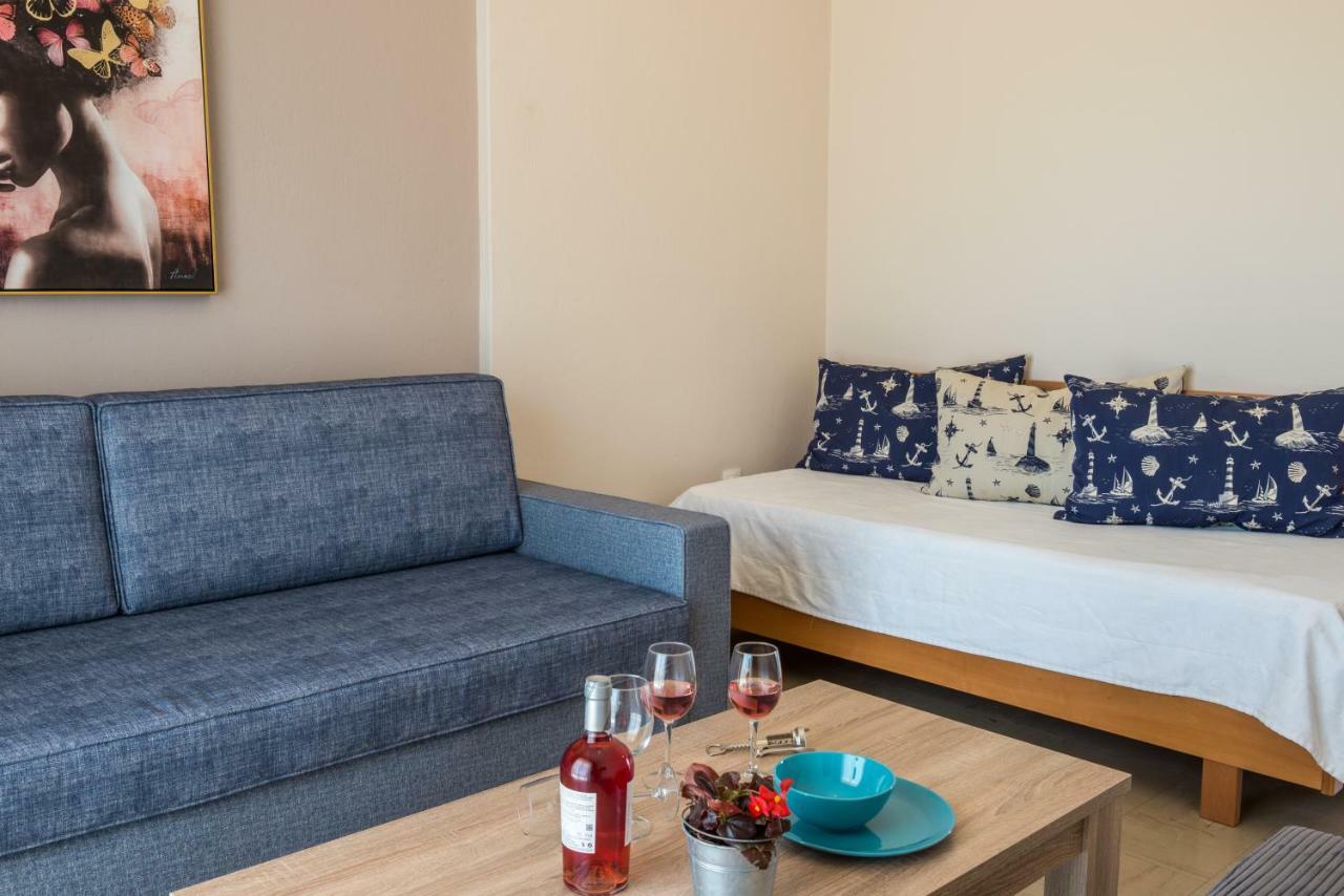 Georgalas Rest Apartments Nea Kallikrateia Esterno foto